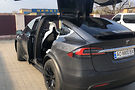 Tesla Model X 75D