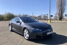 Tesla Model S Полноприводная