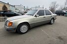 Mercedes-Benz E 230 W 124