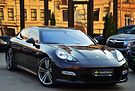 Porsche Panamera Turbo Official