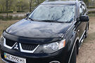 Mitsubishi Outlander XL