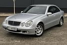 Mercedes-Benz E 200 **NЕ КRАSНЕN**