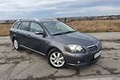 Toyota Avensis  FULL