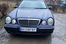 Mercedes-Benz E 240