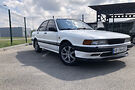 Mitsubishi Galant e33a