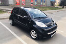 Peugeot 107 black and silver 