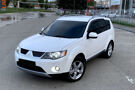 Mitsubishi Outlander XL